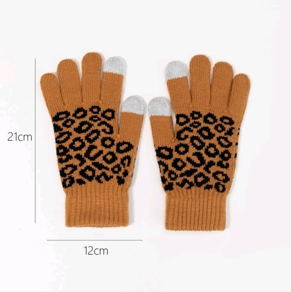 Leopard Print Gloves